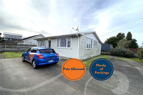 Photo of property in 13 Keeling Road, Henderson, Auckland, 0612