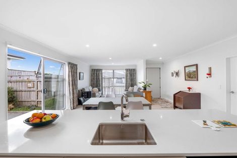 Photo of property in 3 Taikura Avenue, Red Beach, 0932