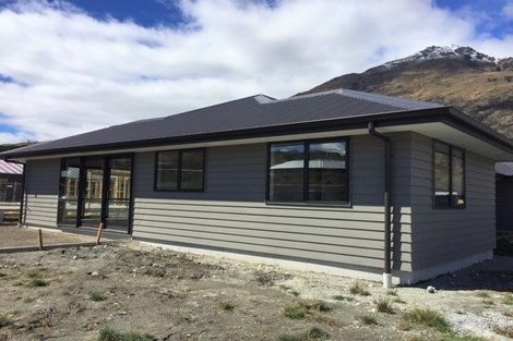 Photo of property in 6-6a Peterley Road, Lower Shotover, Queenstown, 9304
