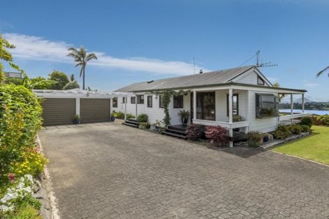 Photo of property in 11 Keam Way, Welcome Bay, Tauranga, 3112