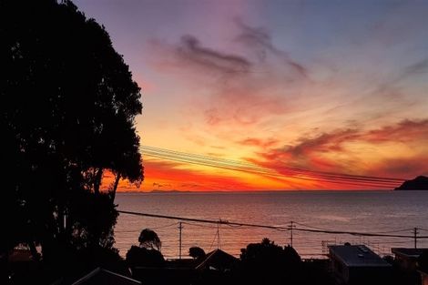 Photo of property in 13 Karekare Road, Raumati South, Paraparaumu, 5032