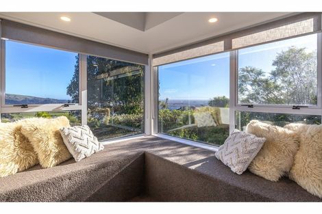 Photo of property in 87 Cannon Hill Crescent, Mount Pleasant, Christchurch, 8081