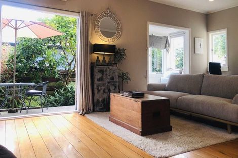 Photo of property in 146 Queen Street, Pukekohe, 2120