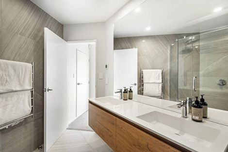 Photo of property in 1/56 Castor Bay Road, Castor Bay, Auckland, 0620