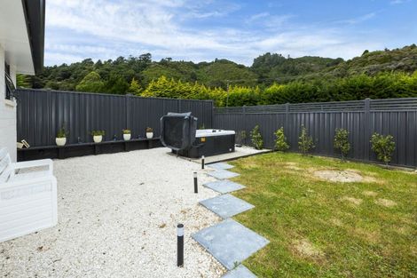 Photo of property in 25 Salisbury Crescent, Wallaceville, Upper Hutt, 5018