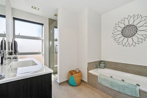 Photo of property in 47 Glandovey Road, Fendalton, Christchurch, 8052