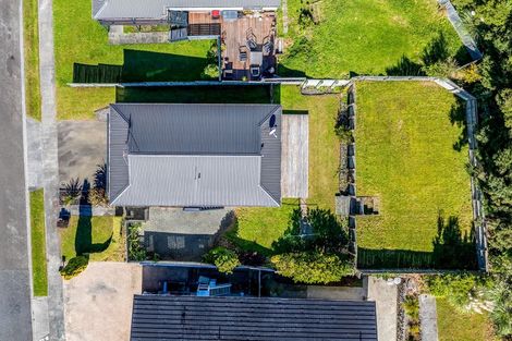 Photo of property in 58 Albatross Close, Whitby, Porirua, 5024