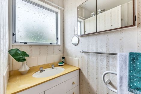 Photo of property in 5 Avon Place, Springvale, Whanganui, 4501