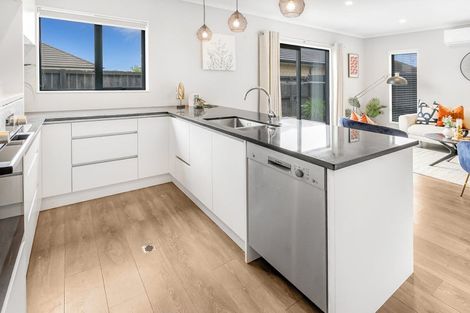 Photo of property in 9/15 Onukutara Place, Huntington, Hamilton, 3281