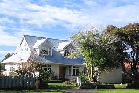 Photo of property in 107 Jickell Street, Hokowhitu, Palmerston North, 4410