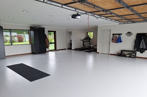 Photo of property in 94 Pohutukawa Drive, Levin, 5571
