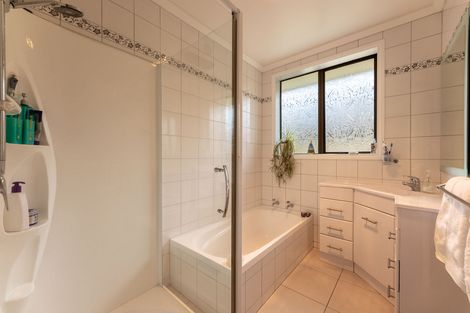 Photo of property in 5 Bennett Road, Ocean View, Dunedin, 9035