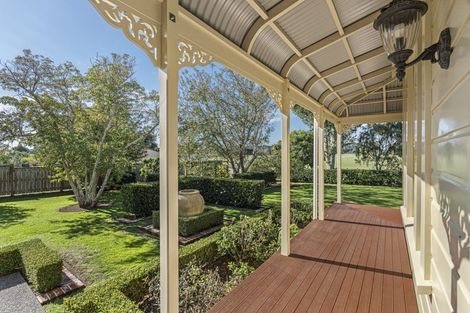 Photo of property in 137 Egmont Road, Hillsborough, New Plymouth, 4372