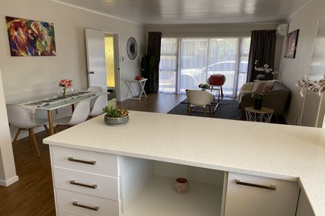 Photo of property in 3/10 Browns Road, Manurewa, Auckland, 2102