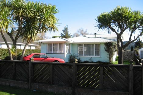 Photo of property in 121 Moohan Street, Wainuiomata, Lower Hutt, 5014