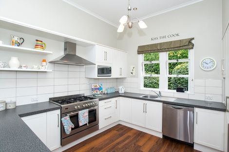 Photo of property in 140 Fox Street, Whataupoko, Gisborne, 4010