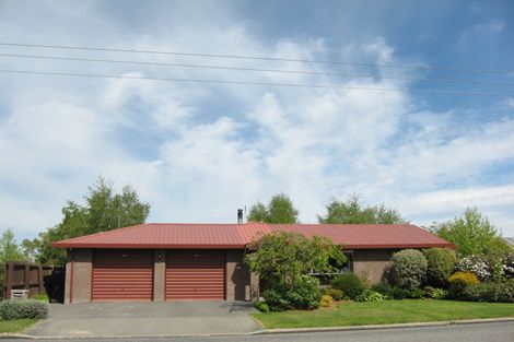 Photo of property in 33 West Belt, Rangiora, 7400