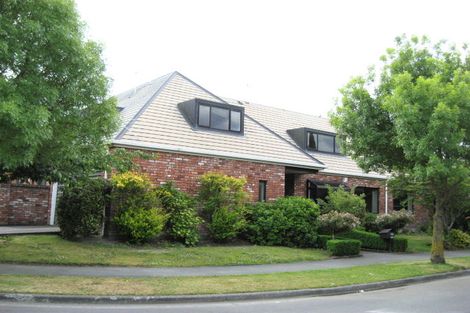 Photo of property in 22 Cricklewood Place, Avonhead, Christchurch, 8042