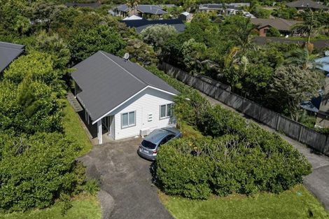 Photo of property in 7a Olwyn Place, Greenhithe, Auckland, 0632