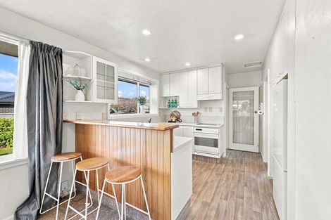 Photo of property in 20 Ramore Place, Redwood, Christchurch, 8051