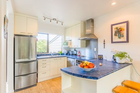 Photo of property in 94 Riwai Street, Paraparaumu, 5032