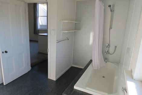 Photo of property in 11 Molyneux Avenue, Cromwell, 9310