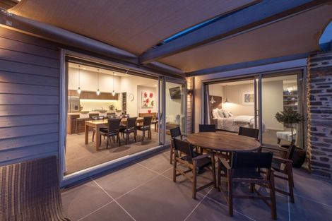 Photo of property in 16 Edgewood Place, Wanaka, 9305