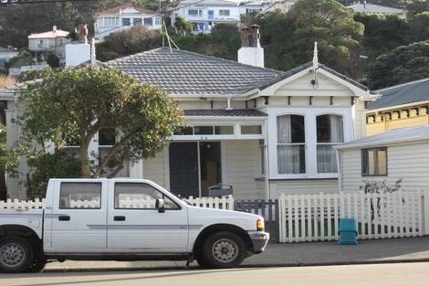 Photo of property in 54 Kilbirnie Crescent, Kilbirnie, Wellington, 6022