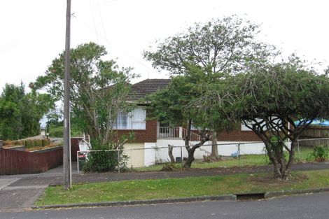 Photo of property in 27 Kay Drive, Blockhouse Bay, Auckland, 0600