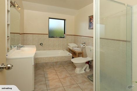 Photo of property in 26a Woodstock Road, Forrest Hill, Auckland, 0620