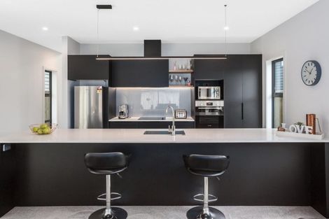 Photo of property in 3d Breakwater Way, Whitby, Porirua, 5024