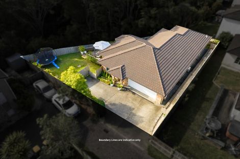 Photo of property in 16 Kunzea Place, Greenhithe, Auckland, 0632