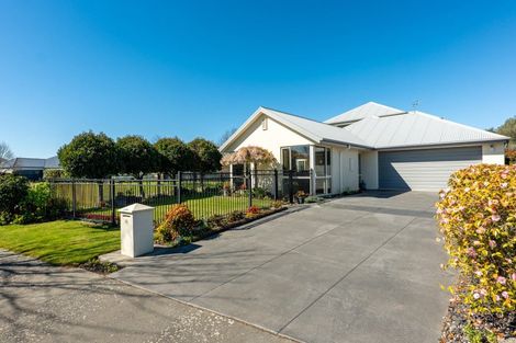 Photo of property in 15 Becmead Drive, Harewood, Christchurch, 8051