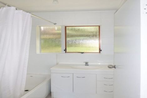 Photo of property in 2/23 Kenmure Avenue, Forrest Hill, Auckland, 0620