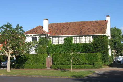 Photo of property in 237 Jervois Road, Herne Bay, Auckland, 1011