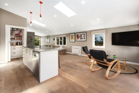 Photo of property in 9 Pukerua Beach Road, Pukerua Bay, 5026