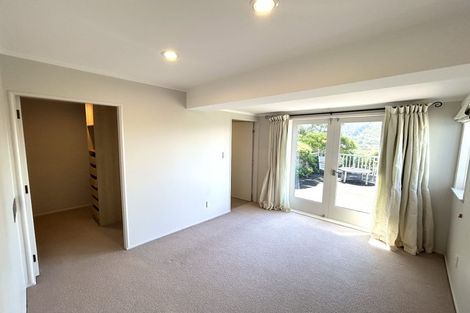 Photo of property in 25 Torwood Road, Khandallah, Wellington, 6035