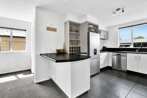 Photo of property in 54a Egmont Street, Hawera, 4610