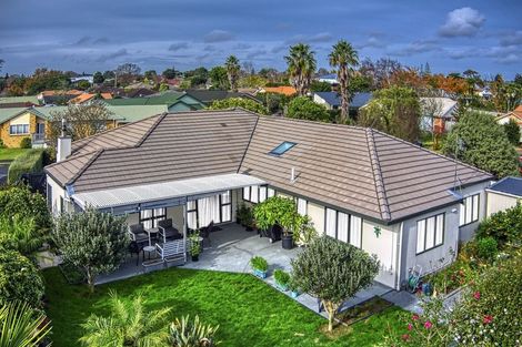 Photo of property in 27 Maurice Borich Place, Henderson, Auckland, 0610