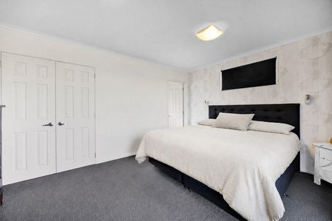 Photo of property in 5 Reremoana Close, Hawera, 4610