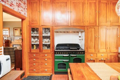 Photo of property in 161 Russell Street, Palmerston North, 4414