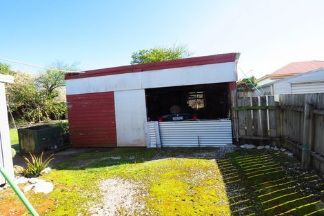 Photo of property in 11 Bright Street, Westport, 7825