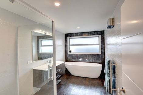 Photo of property in 48 Owhiro Avenue, Mosgiel, 9024