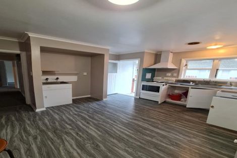 Photo of property in 2/62 Gibbons Street, Ebdentown, Upper Hutt, 5018