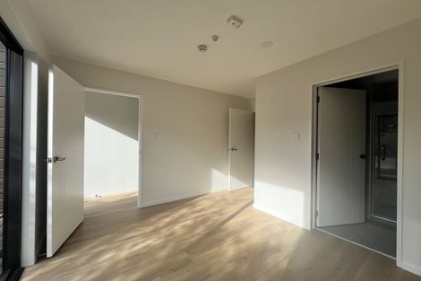 Photo of property in 8/35 Centreway Road, Orewa, 0931