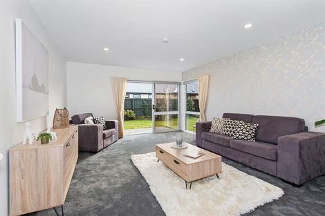 Photo of property in 60a Middlepark Road, Sockburn, Christchurch, 8042