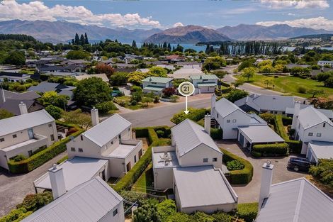 Photo of property in 9 Meadowbrook Place, Wanaka, 9305