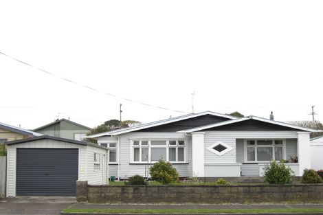 Photo of property in 32 Princes Street, Fitzroy, New Plymouth, 4312