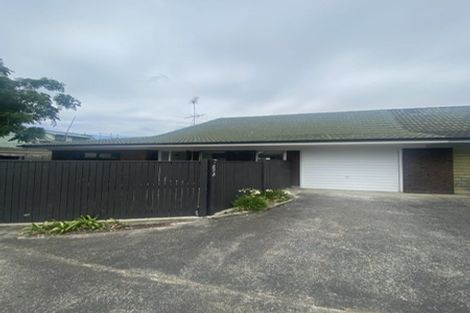Photo of property in 2/43 Vivian Wilson Drive, Eastern Beach, Auckland, 2012