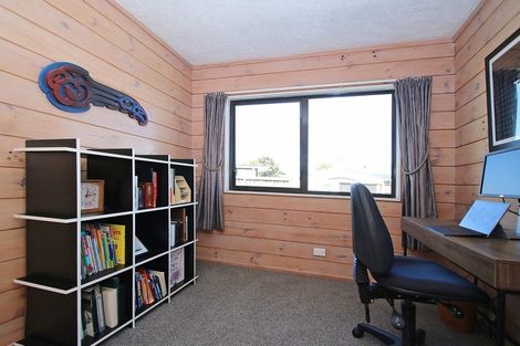 Photo of property in 43 Waterford Road, Fitzroy, Hamilton, 3206